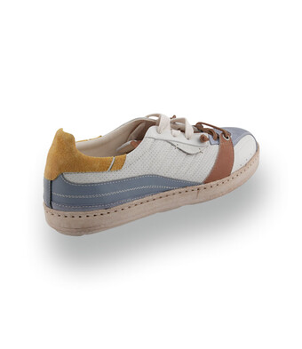 Kamo Gutsu Giro 003 - Sommerliche Leichtigkeit in Wei&szlig;, Hellblau &amp; Gelb