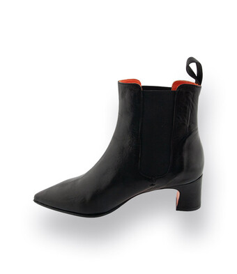 Kroll Chelseaboots in schwarz Nappaleder spitz mit Absatz