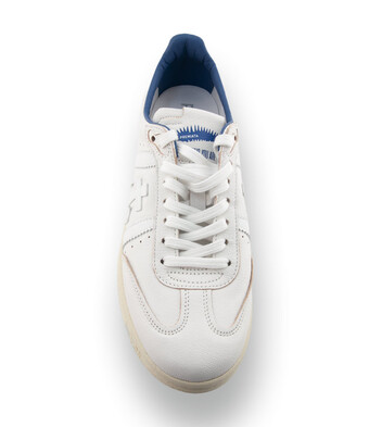 Premiata Bonnie - Ein Statement in Wei&szlig; &amp; Blau &ndash; "Be Who You Are"