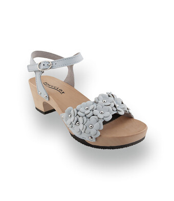 Softclox: Flexible Holz-Sandale in sanftem Hellblau