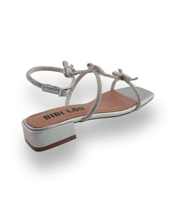 Bibi Lou - Sandalette in Silber mit Strass und Schleifen-Details