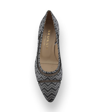 Brunate Pumps