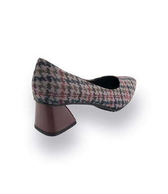 Pumps von Brunate in bordeaux, grau und blau Karo