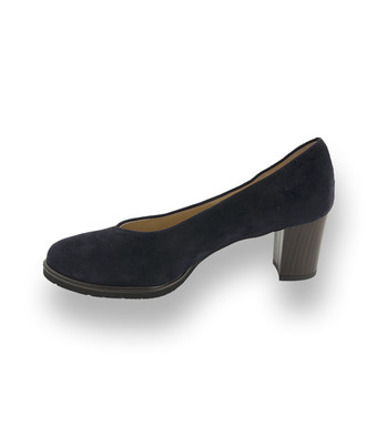 Brunate Pumps