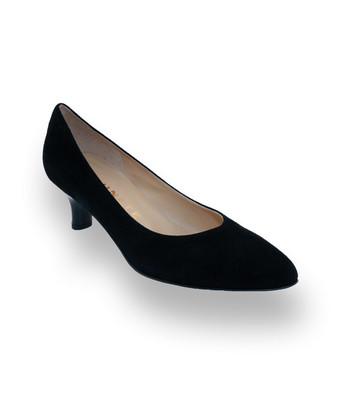 Brunate Pumps