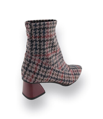 Stiefelette von Brunate in bordeaux, grau und blau Karo