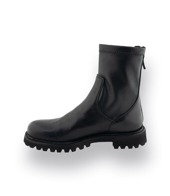 Caiman Stiefelette in schwarz mit Stretchschaft und Profilsohle