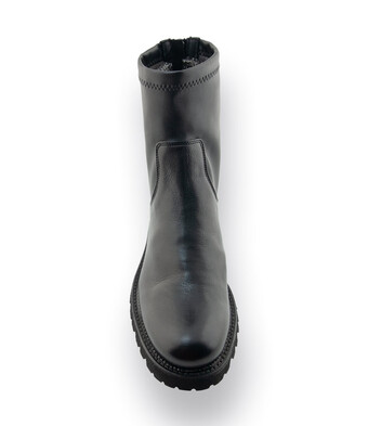 Caiman Stiefelette in schwarz mit Stretchschaft und Profilsohle