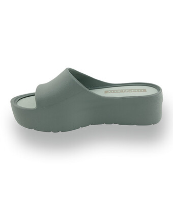 Lemon Jelly&acute;s vegane Plateaupantolette in Gr&uuml;ngrau