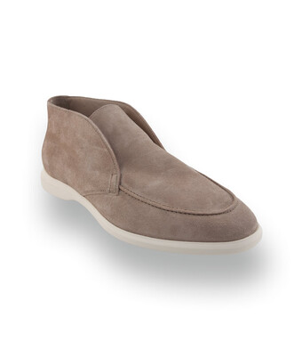 &nbsp;
LLOYD Stride Step - Zeitgem&auml;&szlig;e Eleganz in Hellbeige