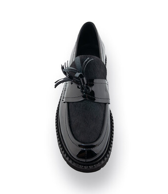 LM officine venete Loafer in schwarz Lack mit Ponyfell einsatz