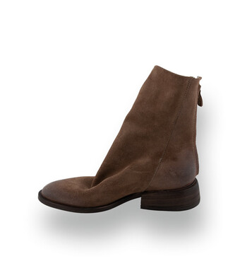 Mimmu Boots &ndash; L&auml;ssige Veloursleder Stiefelette&nbsp;in cognacbraun