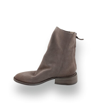 Mimmu Boots &ndash; L&auml;ssige Veloursleder-Stiefelette&nbsp;in hellgrau