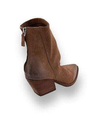 Mimmu Boots in Braun &ndash; L&auml;ssige Veloursleder-Stiefelette&nbsp;