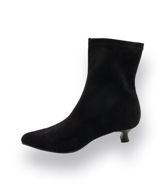 Miss Elastic Stiefelette in schwarz Stretchschaft