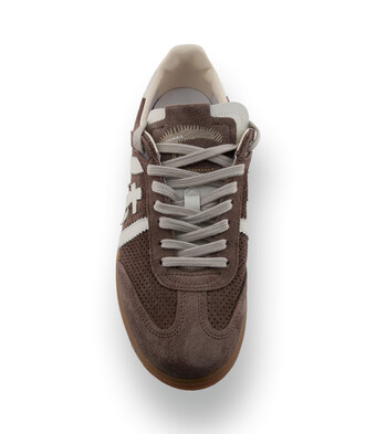 Premiata Bonnie -&nbsp; Ein Statement in Taupe-Gr&uuml;n &ndash; "Be Who You Are"