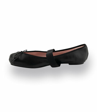 Pretty Ballerinas
