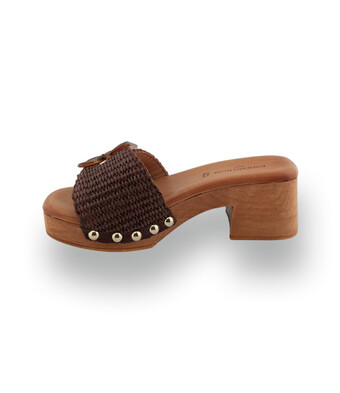 Sandro Rosi: Modischer Bast-Clog mit markanter Schnalle