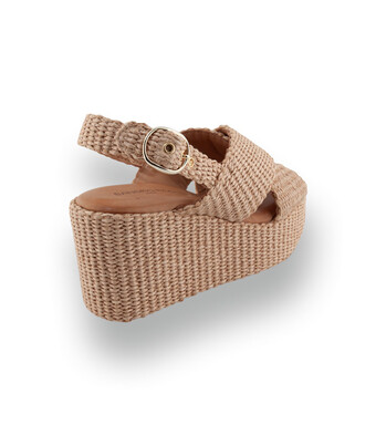Sandro Rosi -Leichte Bast-Sandale mit Keilabsatz in Beige