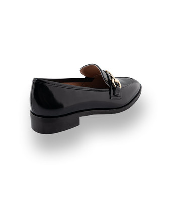 Status Loafer