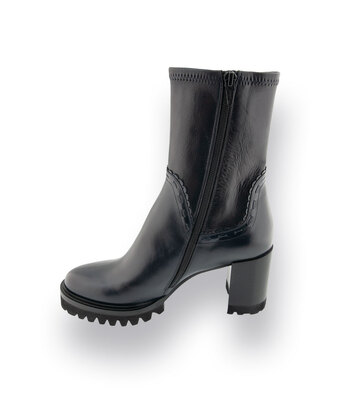 TRUMANS Stiefelette blau mit Profilsohle