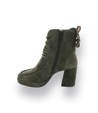Unisa Schnürstiefelette in grün mit Plateau, Modell Moritz