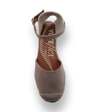 Viguera - Klassische Velours-Espadrilles mit Keilabsatz in Beige