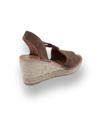 Viguera - Exklusive Velours-Espadrilles mit hellem Jutekeil in Mittelbraun