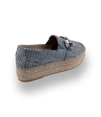 Viguer - Edle Bast-Slip-Ons mit Silberfaden und Schmuckkette in Blau