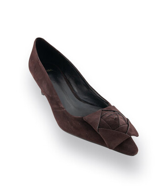 Zinda Pumps in braun velours mit schöner Brosche