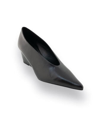 Zinda Pumps in schwarz Glattleder, Keil