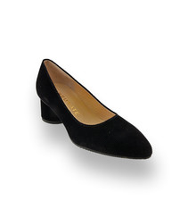 Brunate Pumps