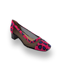 Brunate Pumps